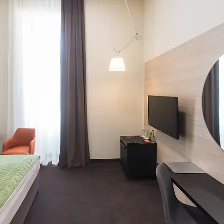 Hotel Grand Hedonist